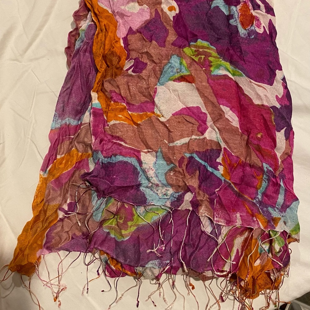 Tolani scarf